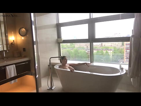 ❤️ Napakalaking babe madamdamin jerking off ang kanyang puki sa banyo ☑ Porno sa tl.xxxpornimages.ru ❤